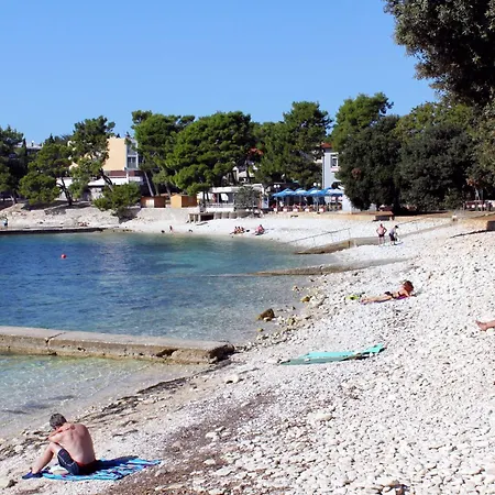 With A Parking Space Banjole, Pula - 7487 Apartament